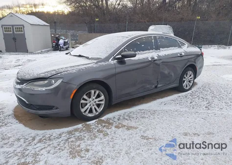 2015 Chrysler 200 Limited z USA, uszkodzony, nr VIN 1C3CCCAB5FN632921